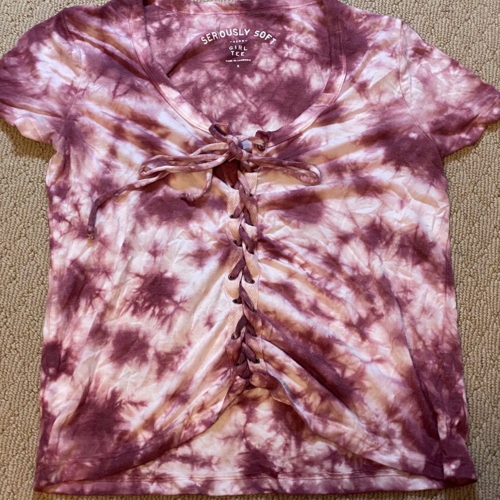 criss cross down tie dye t-shirt crop top